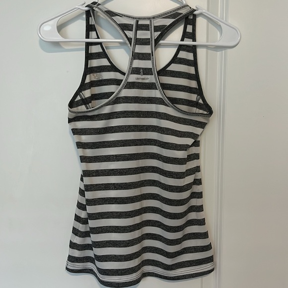 New Balance Racer back Athletic Tank - Picture 3 of 4